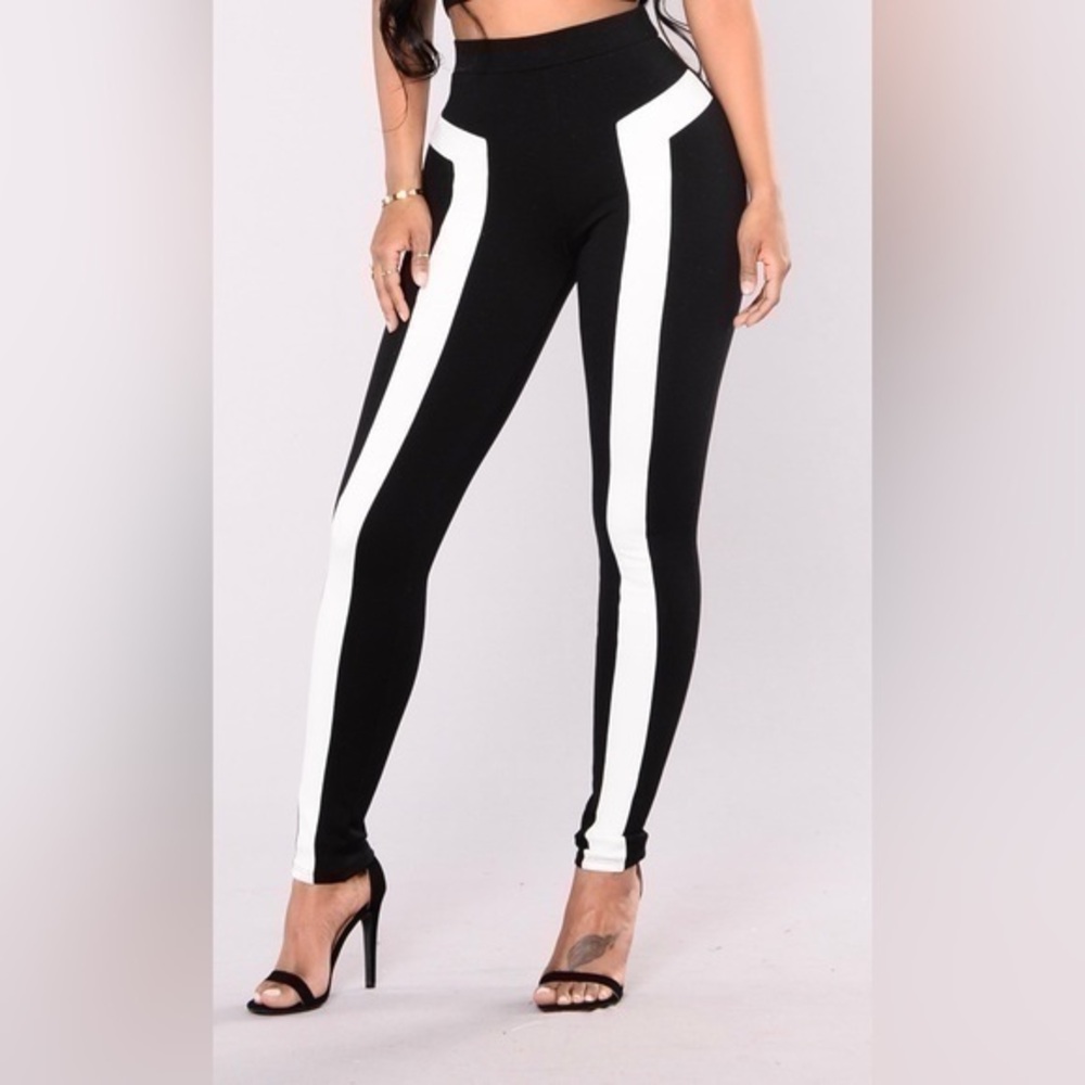 Fashion Nova color block high rise leggings, Size S